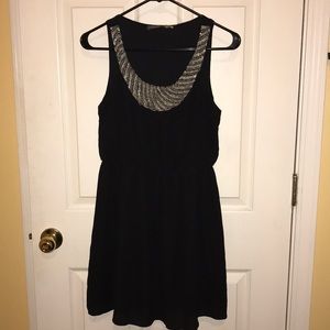 PRICE⬇️Black dress: silver beading & cinched waist